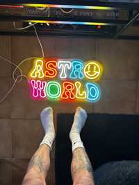 Led, neon ASTRO WORLD (novo)