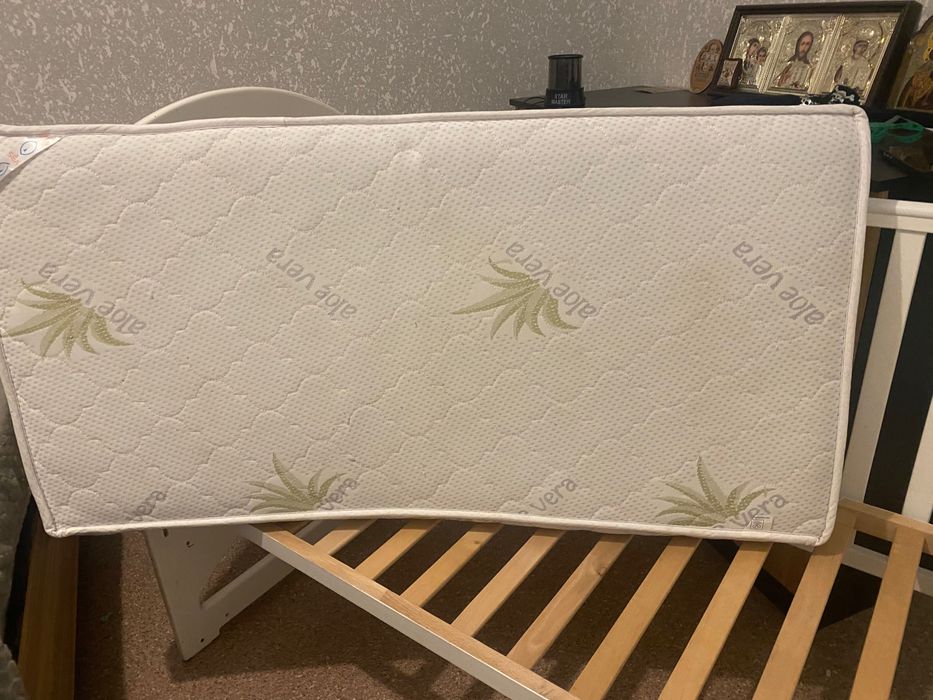 Кровать Умка белого цвета +матрац единая цена