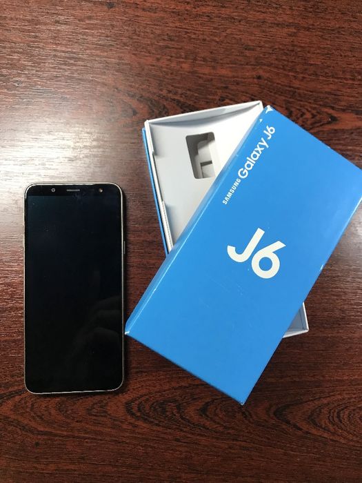 Samsung Galaxy J6 (2018) – 2/32 ГБ  2 SIM-карти