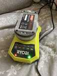 Ładowarka Ryobi + akumulator