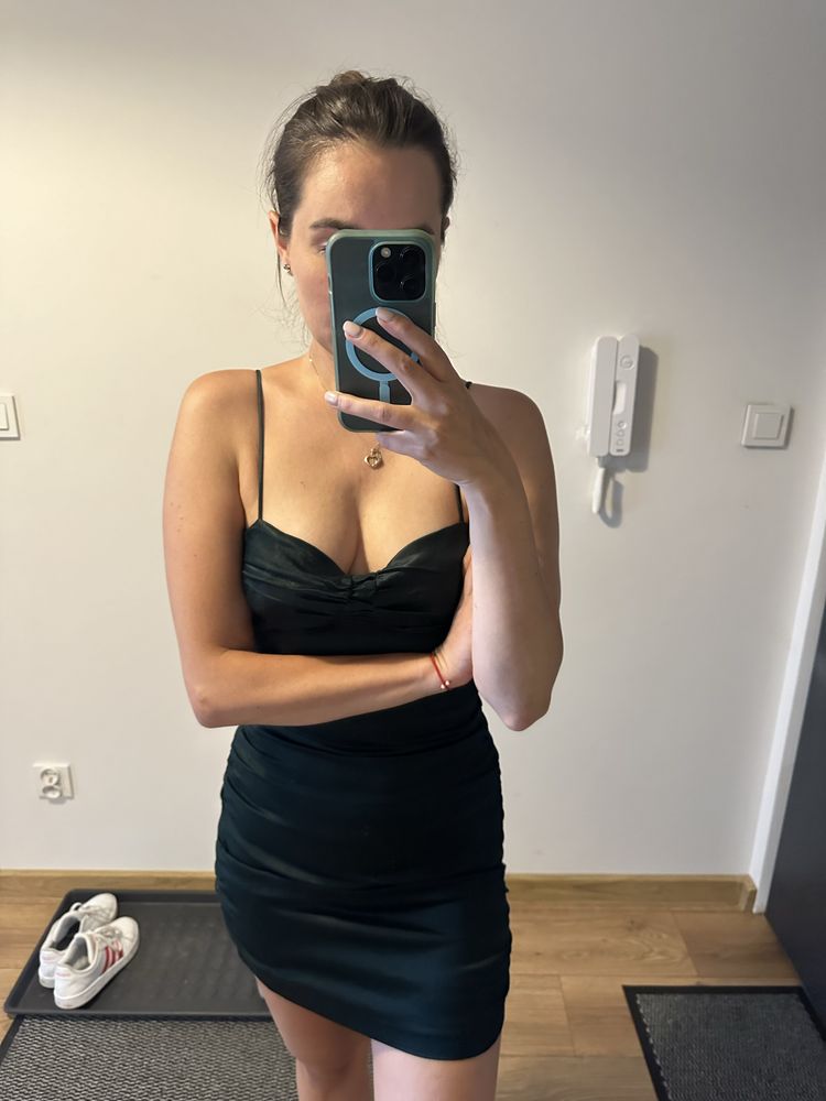 Nowa zielona satynowa sukienka Zara S