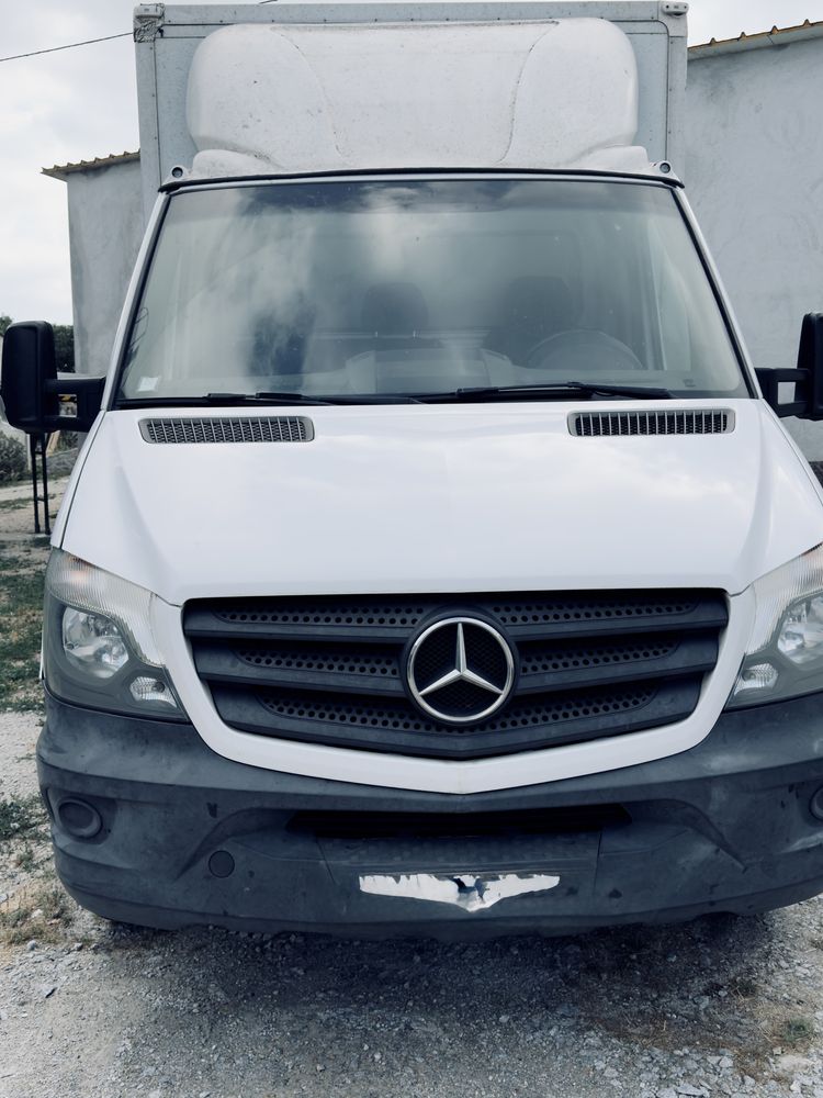 Mercedes Sprinter - Caixa de Fibra - Ideal para Transportes