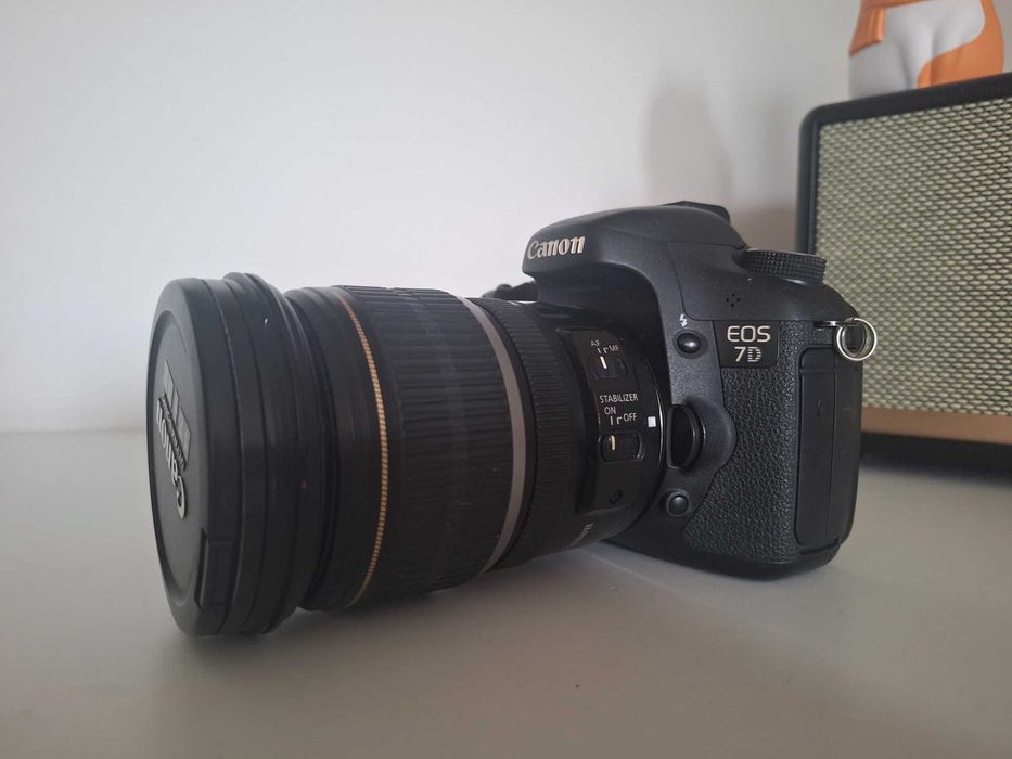 Canon EOS 7D + Obiektyw 17-55 1:2.8 Bateria + Torba