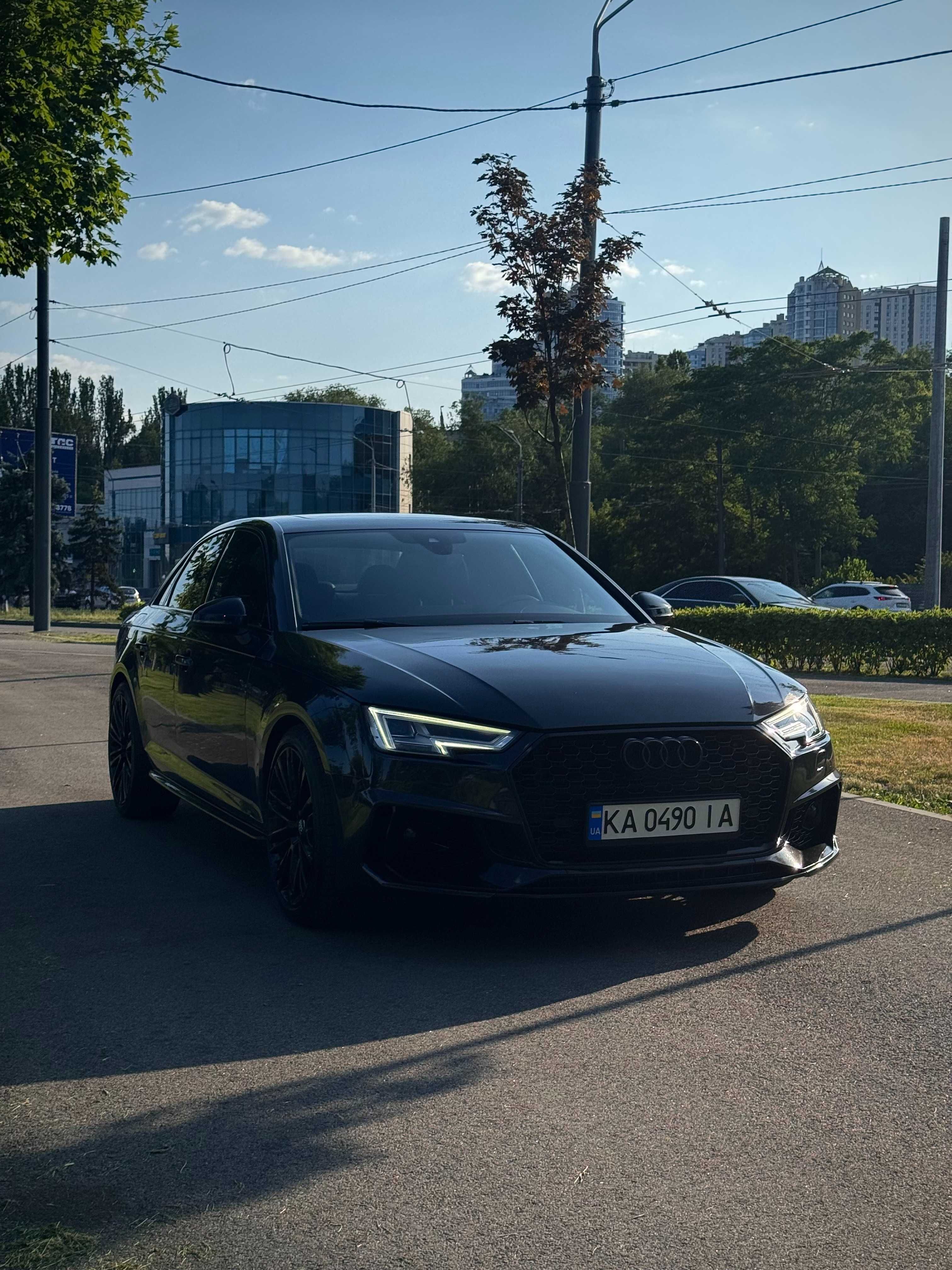 Audi A4 2.0 Premium Plus quattro