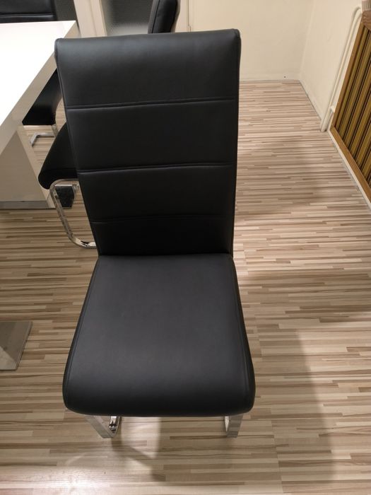 Stół biały lakierowany 140x90 i 6 krzeseł