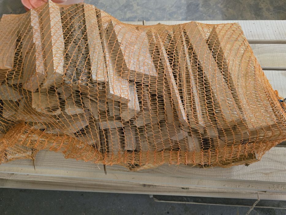 Drewno kominkowe liściaste suche