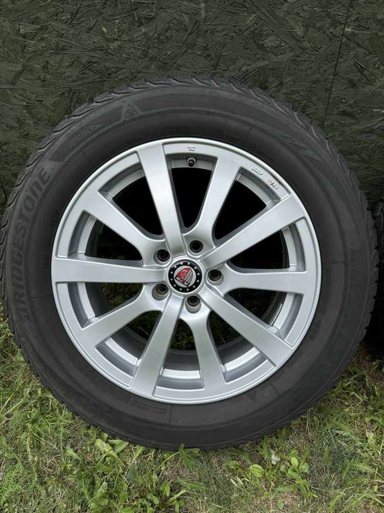 Felgi aluminiowe PLATIN z oponami 235/55/17 Ford Kuga 2018r