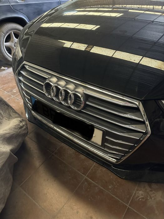Grelha Audi A4 S-Line