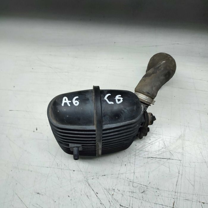 Zbiorniczek podciśnienia rezonator Audi A4 A6 C6 2.0 TDI 8E0.129.955