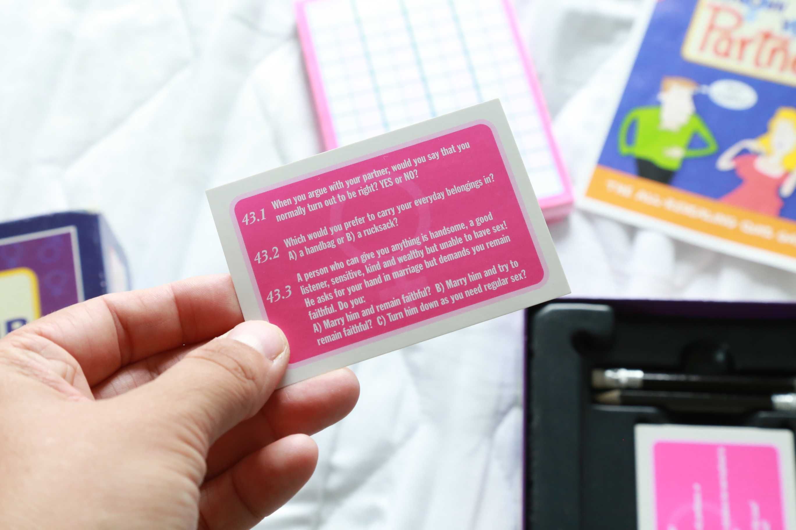 KnoW YOUR PARTNER gra towarzyska quiz dla par po angielsku