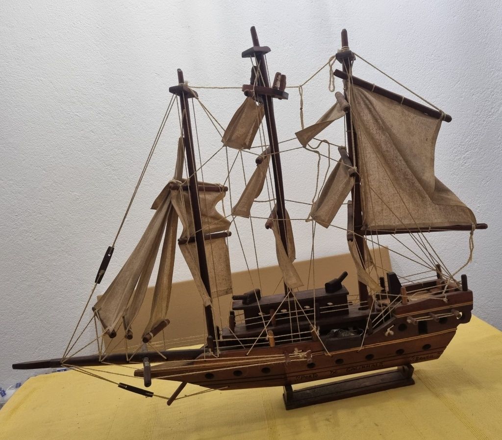Barco Antigo para pequeno restauro