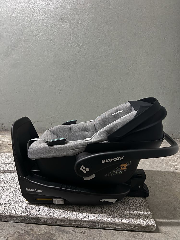 Cabriofix + isofix (ovo mais base para bebe) MAXI COSI