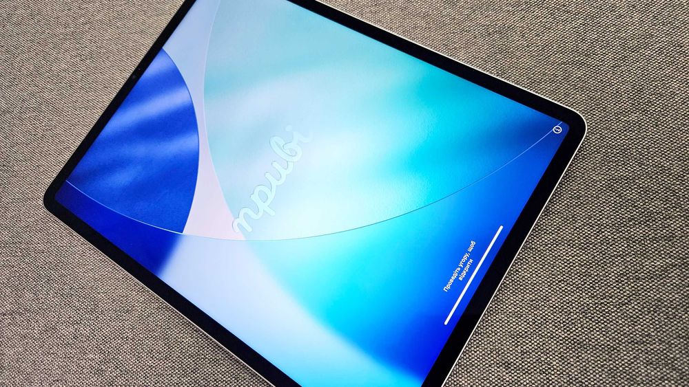 Планшет Apple iPad Pro 12.9" M2 Wi-Fi 256GB Space Gray (MNXR3)