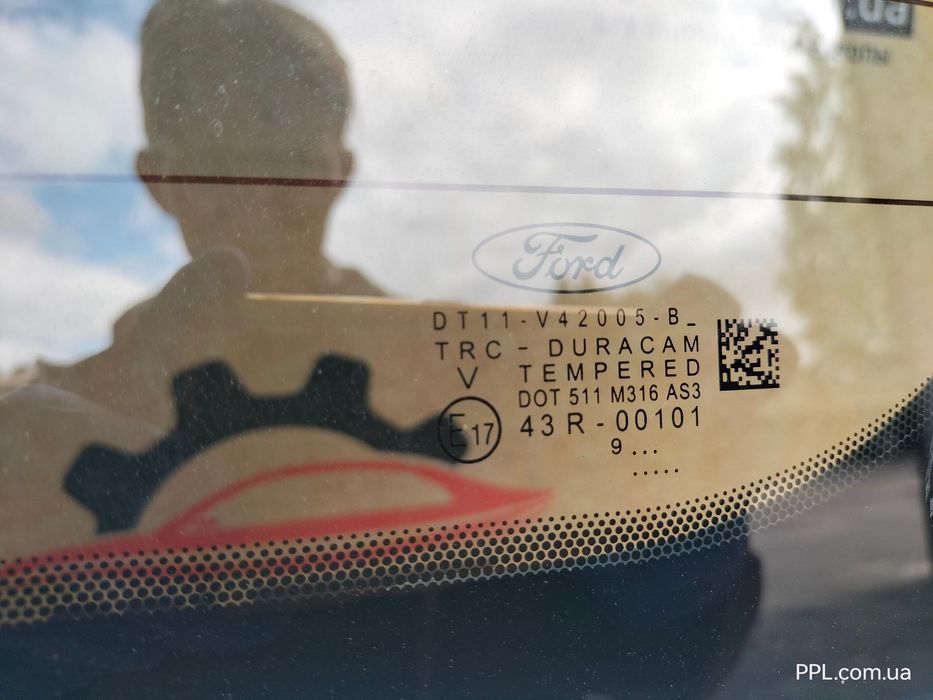 Ford Transit Tourneo Connect Mk2 13-21 Стекло двери левое заднее