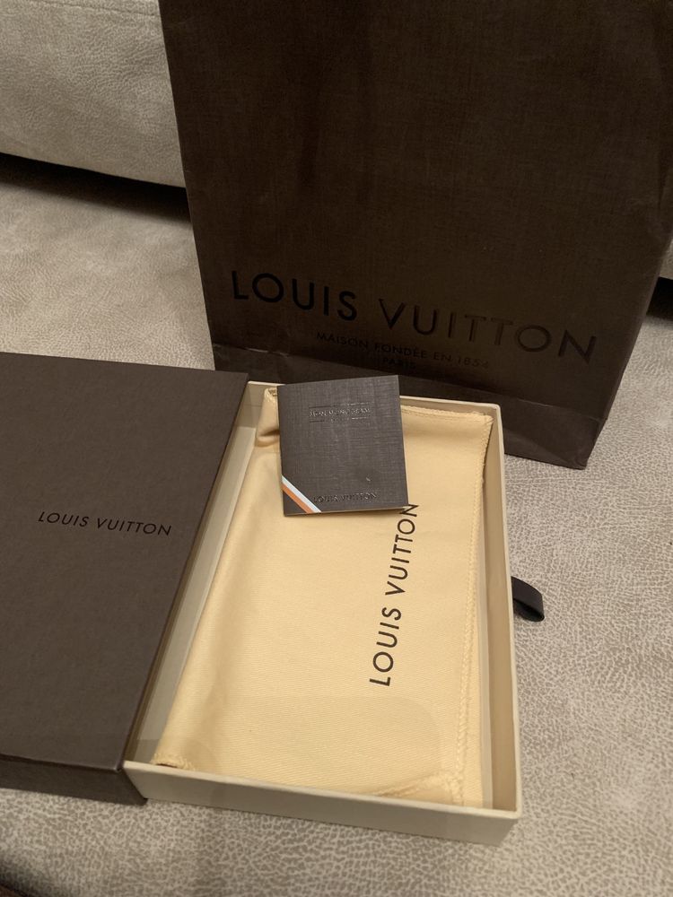 Оригинал. Коробка Louis Vuitton