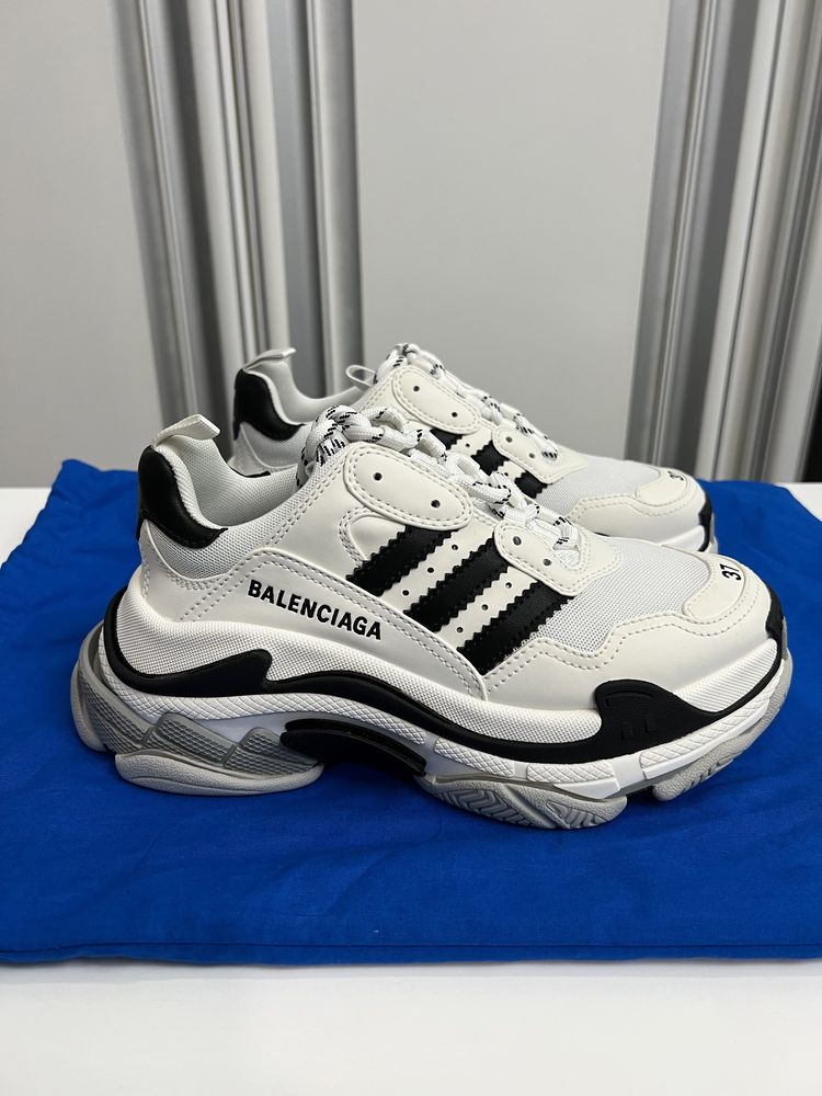 Женские кроссовки BALENCIAGA Adidas Triple S Баленсиага оригинал