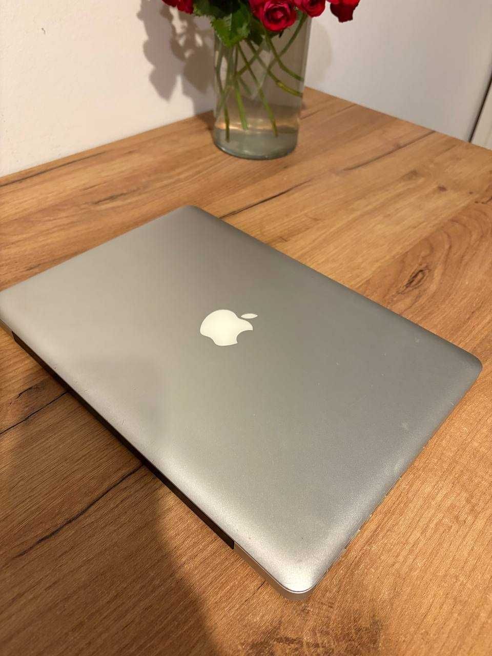 Macbook Pro 13, Core i7, 8GB DDR, 480GB SSD