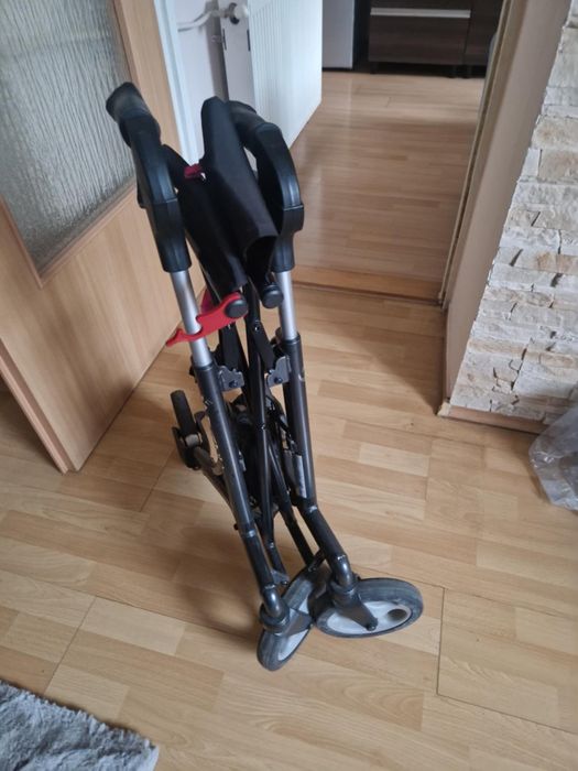 Balkonik na kółkach