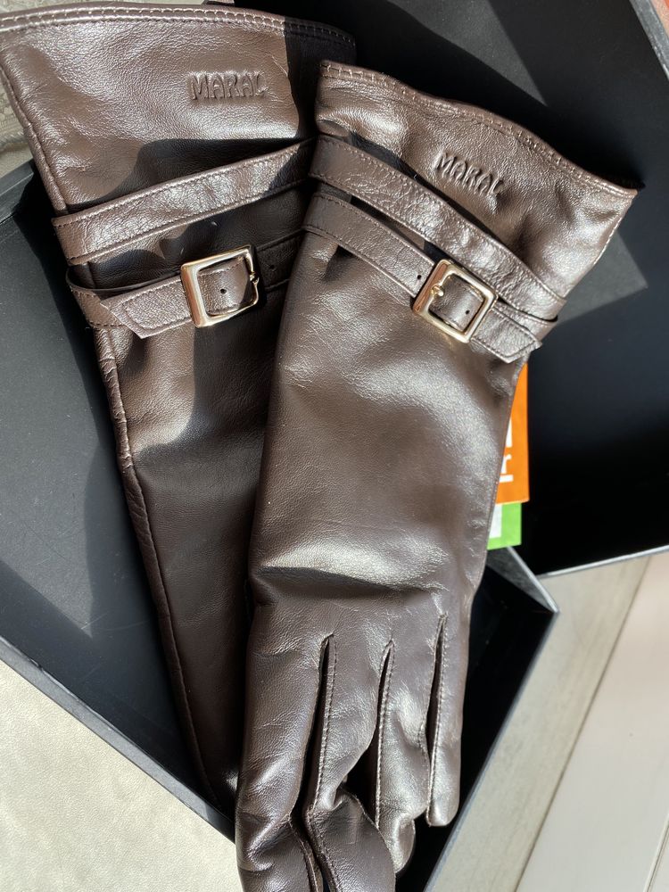 Кожаные перчатки женские 8