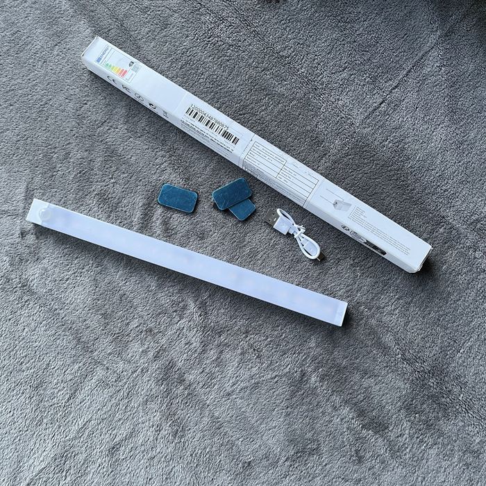 Сенсорний Led світильник реагує на рух бездротовий