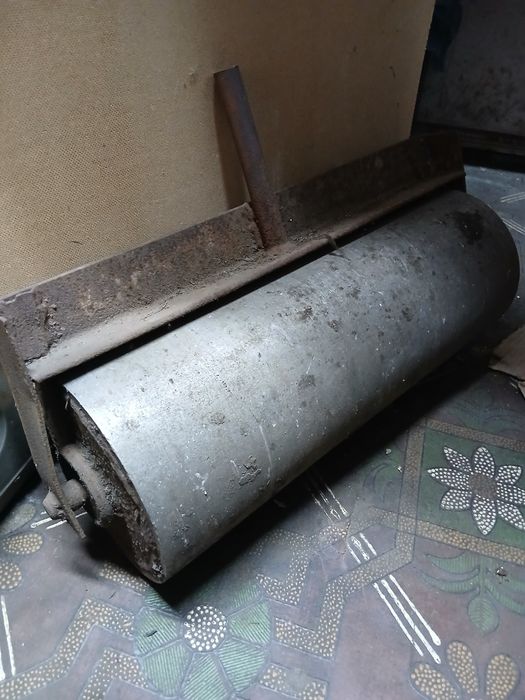 Продам каток ручной 1500тыс гр