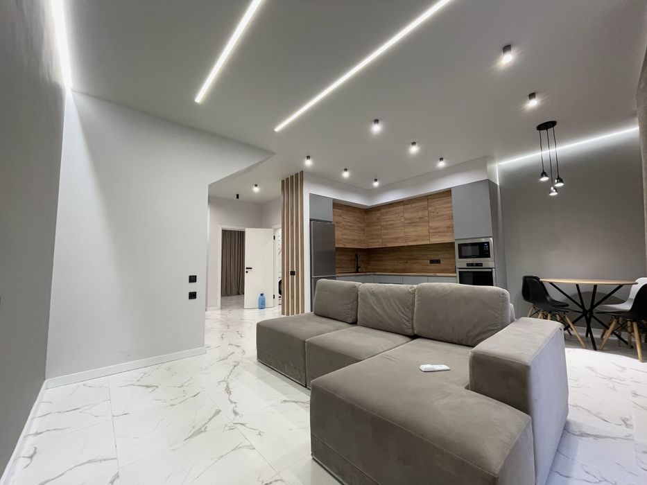 Оренда сучасного таунхаусу (Осокорки, Славутич)