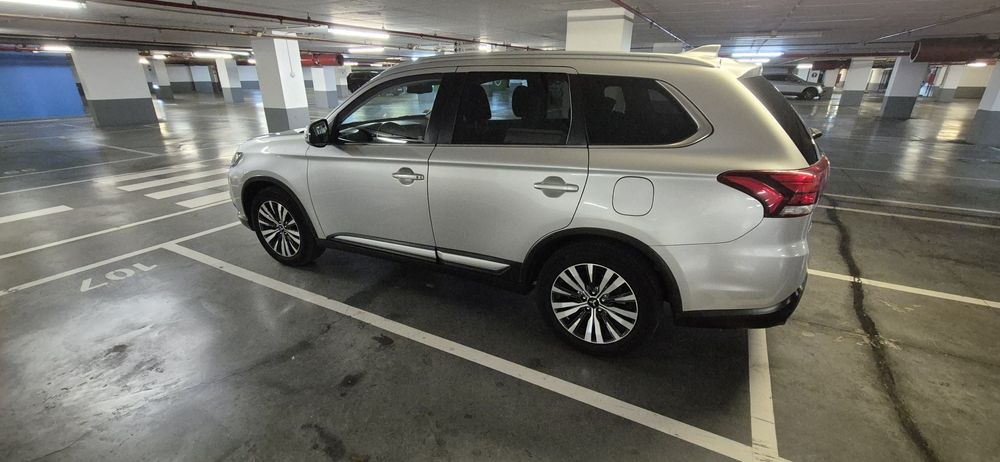 MitsubishiOutlander 2.0 MIVEC Active 2WD
2020 • Gasolina • 70.000