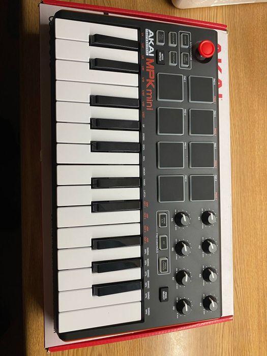 Klawiatura sterująca AKAI mpk mini mk3
