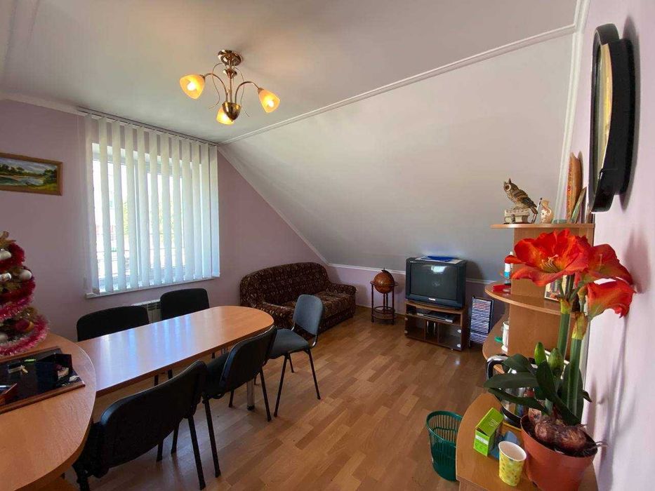 Продаж будинку під ваш бізнес. с.Немішаєве. Варшавська траса ID:700