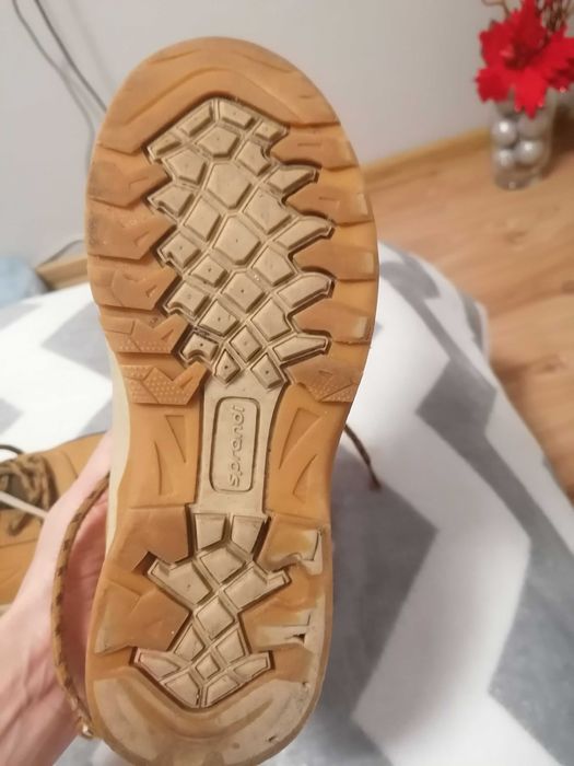 Sprzedam buty chłopięce