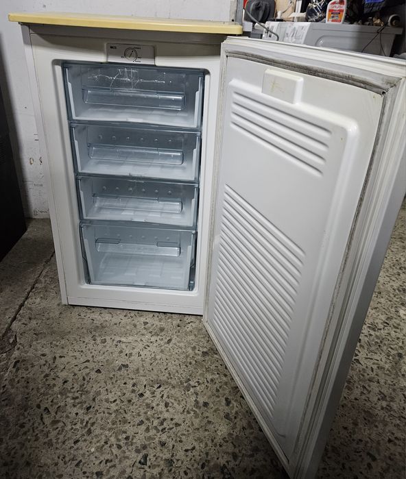 Морозильна камера Exquisit, 85 см.