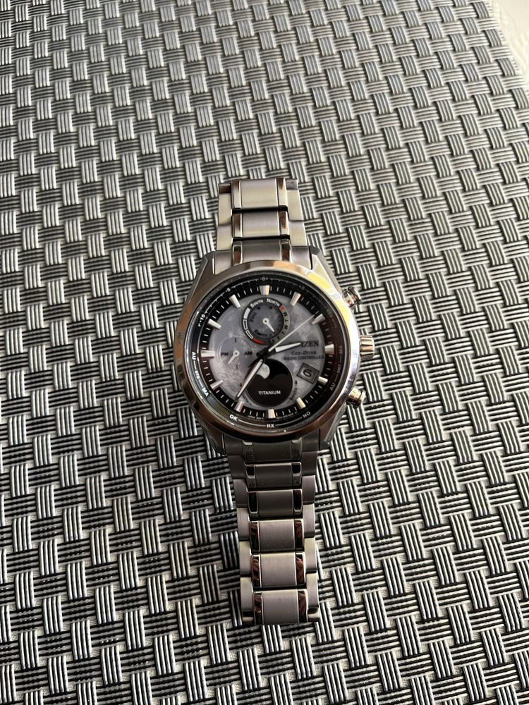 Citizen Tsuki Yomi Radio Controlled Titanium Moonphase