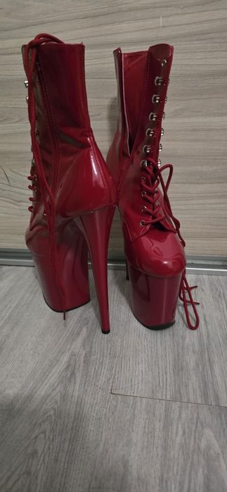 Sprzedam buty  do Pole Dance r37