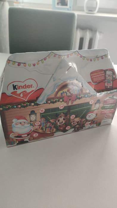 Kalendarz adwentowy Kinder