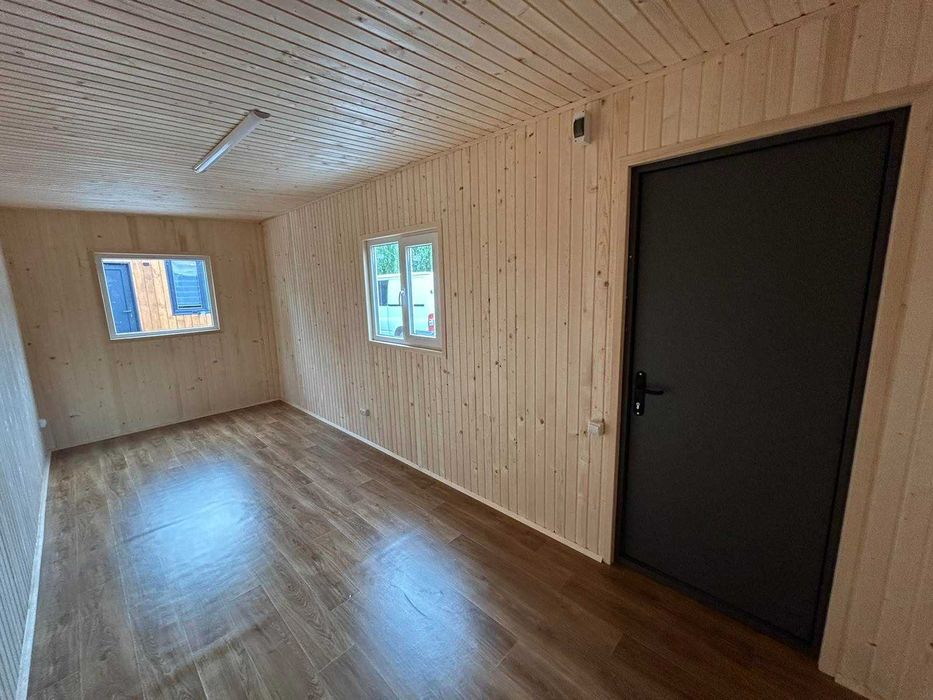 Вагончик Побутівка розмір 2.40х6.00м. на металевому каркасі.