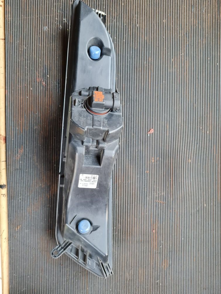 Lampa przednia  ford galaxy  mk4/s-  za darmo max
