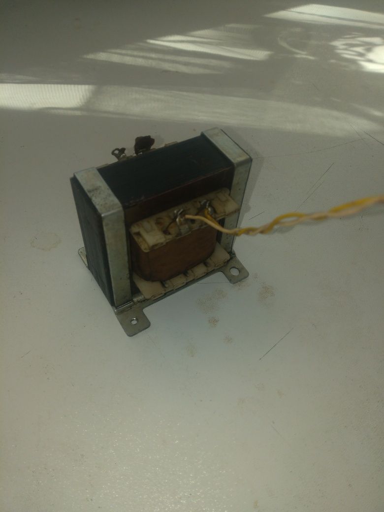 Transformator Unitra Zatra Ts 15/18 - przetwornica 230V