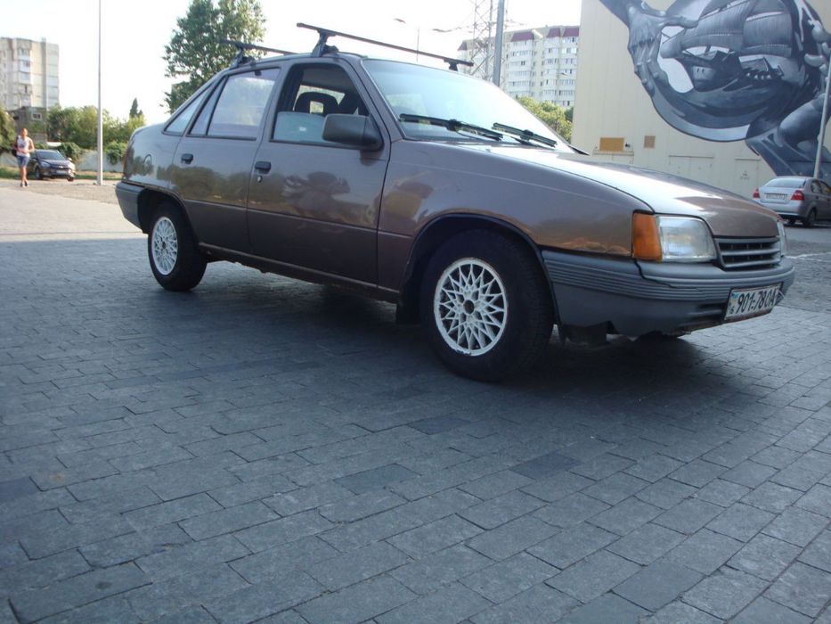 Продам опель кадет