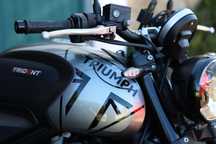 Triumph Trident