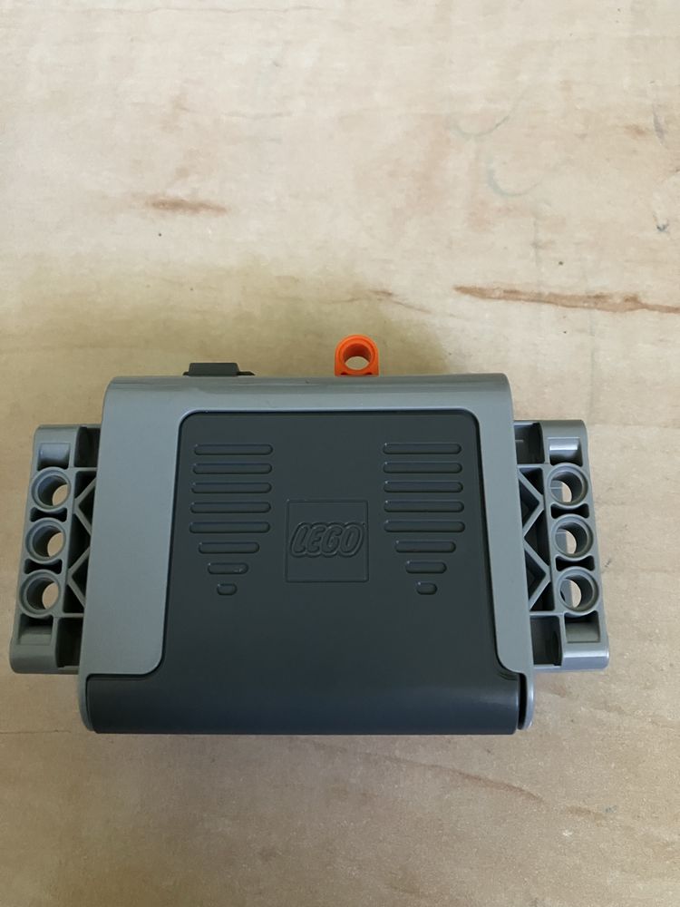 Lego Power Functions 2x silnik, nadajnik, pilot, battery pack, lampki