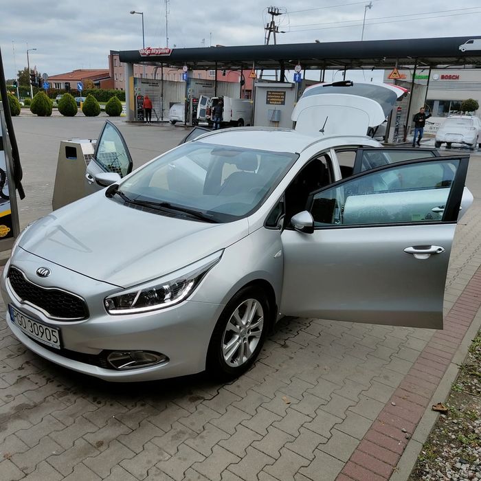 Kia Ceed Kia Cee'd 1,6 CRDI Edition 7