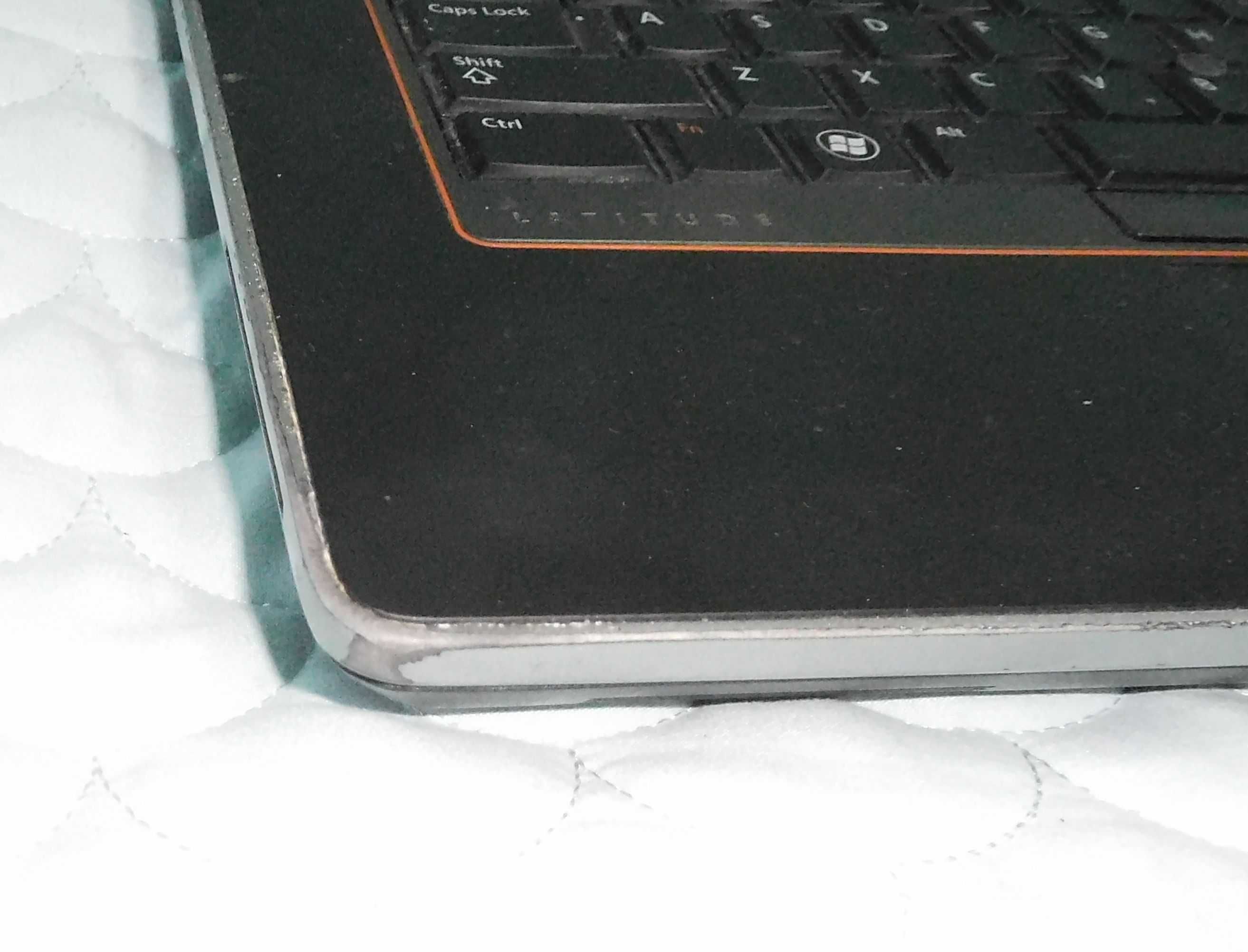 Laptop Dell Latitude E6420 + DODATKI