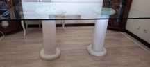 Mesa de Sala com base em mármore