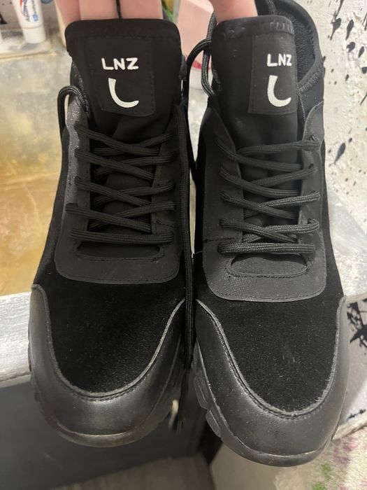 Ботинки кросівки Lonza замш