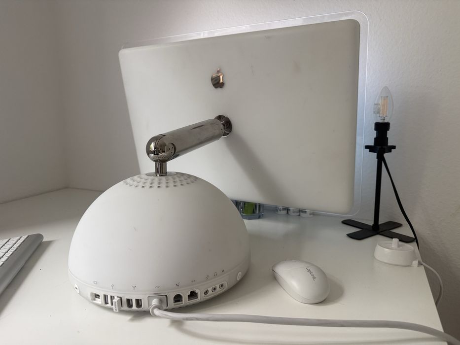Sprzedam iMac G4 z 2003 roku 20cali