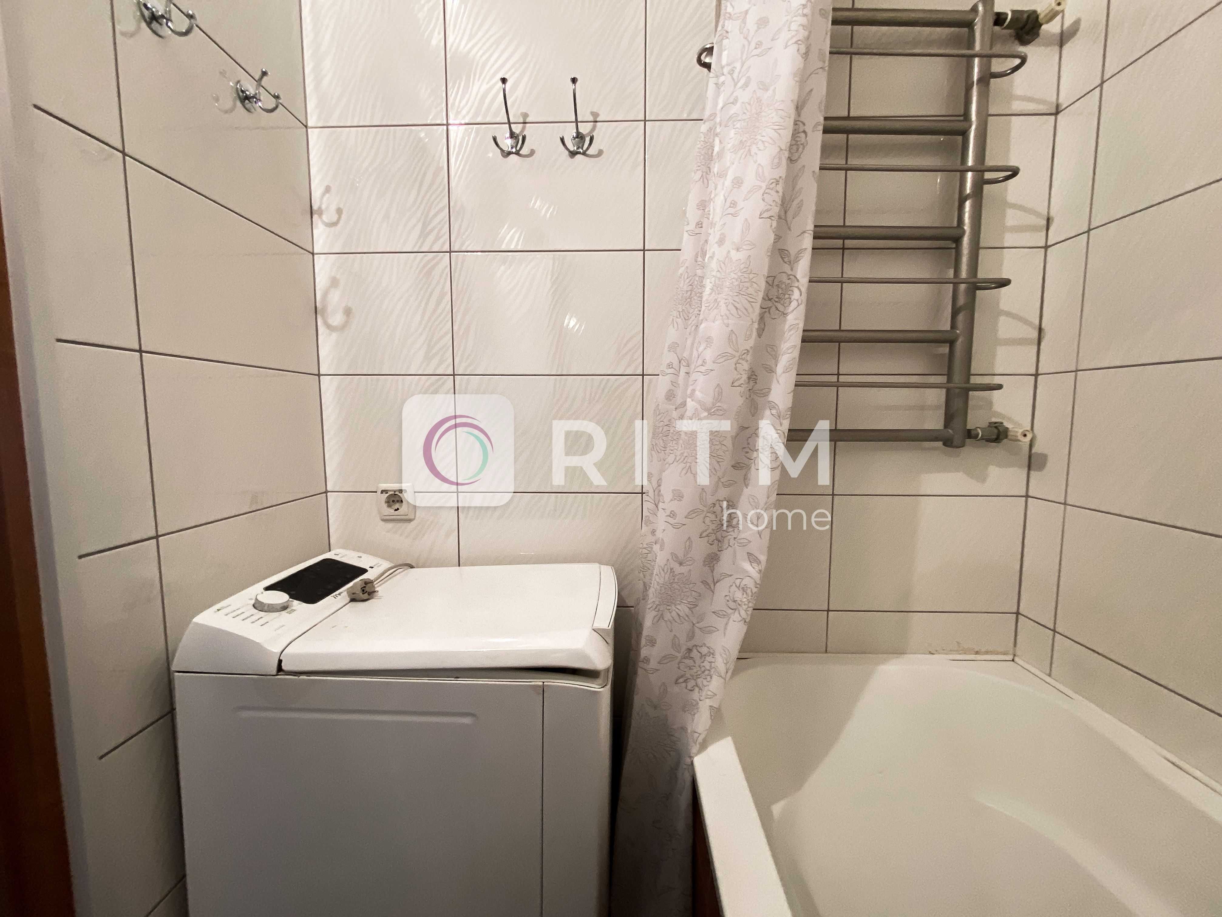 Продаж 3 кім. квартири по вул. Наливайка.