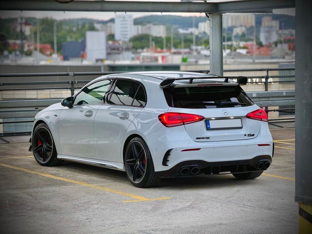 Wynajem Mercedes A45s amg - Wydech Hooliex - Wypożyczalnia aut.