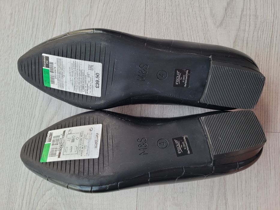 Czółenka na niskim obcasie (Marks&Spencer) r.36
