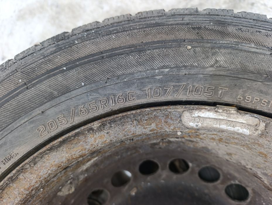 Koła zimowe 5x120 opony 205/65/16C 2021 ROK