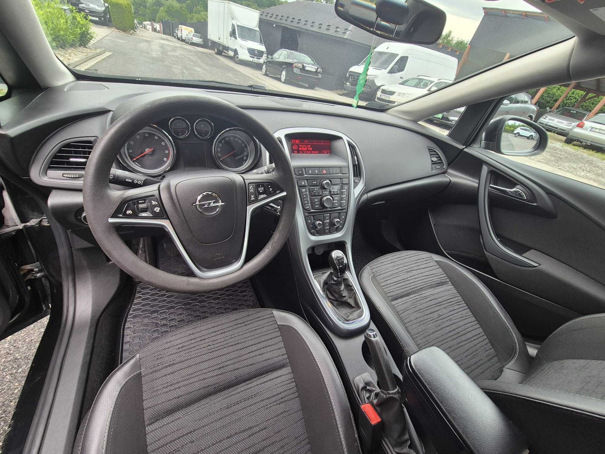 Opel Astra IV J 1.4 T LPG 2016r